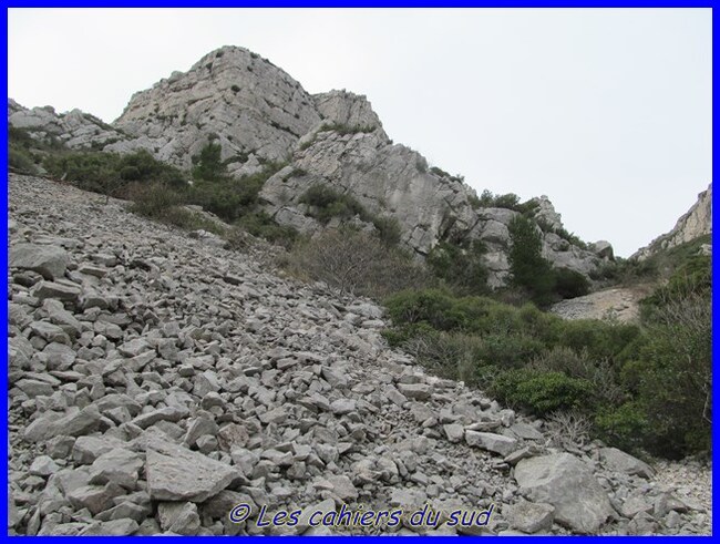 Massif de Garlaban, le Bec Cornu et le Bau des Gouttes