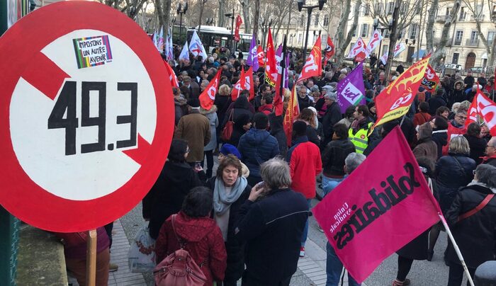 49.3 DE LA HONTE  LE GOUVERNEMENT S’ENFONCE  !!! Et s’est coupé davantage du peuple *** Il va le payer très cher