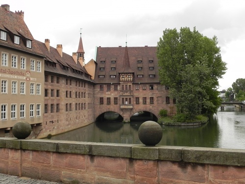 Flânerie à Nürenberg ...avec écureuil (photos)