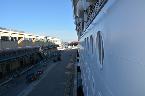 Embarquement sur le Vision of the Seas au port de Venise