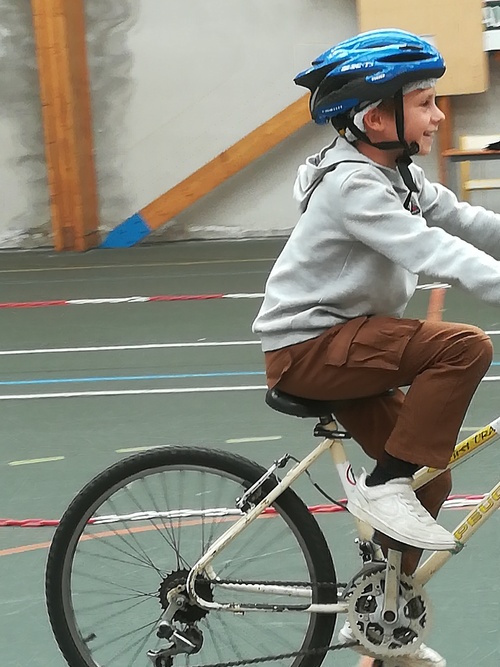 Piste cyclable, troisième partie