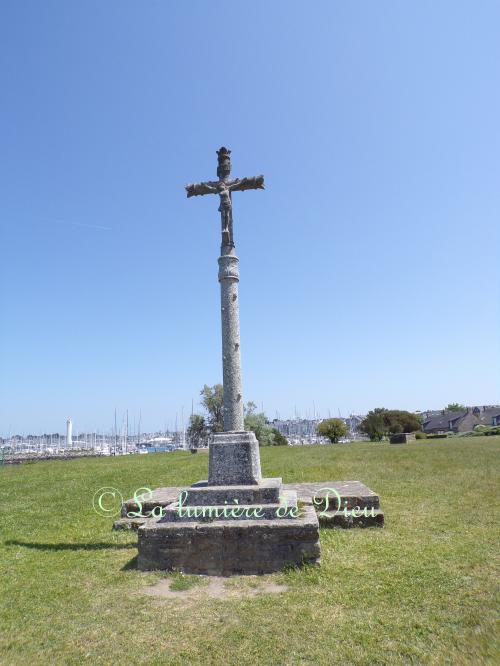 Arzon, la chapelle Notre-Dame du Croisty