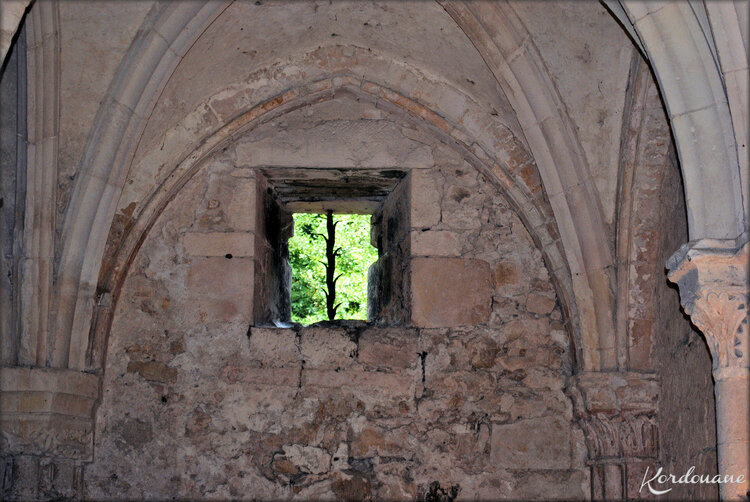 Photo Salle Capitulaire de l'abbaye de St Michel de l'Herm
