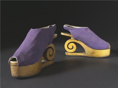 Les chaussures à semelle de bois sous Occupation allemande 1939-1945 - Le  fil des jours