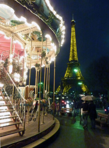 Tour Eiffel avec manège