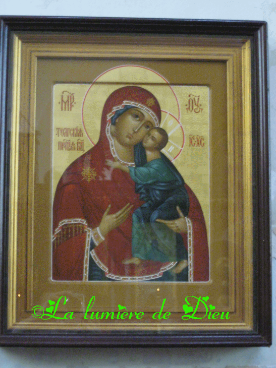 Biarritz : L'église russe ou église Saint-Alexandre-Nevsky-et-de-la-Protection-de-la-Mère-de-Dieu