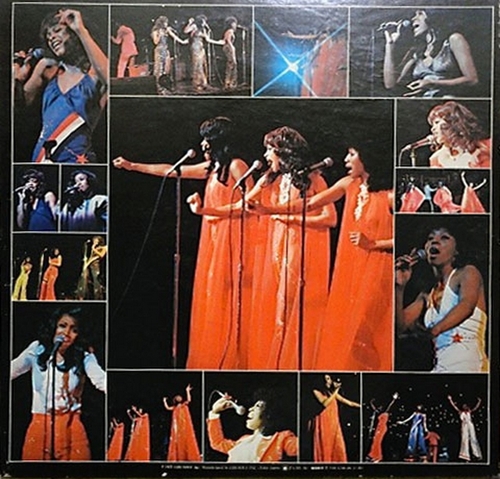 1975 : The Three Degrees : Album " The Three Degrees Live " Philadelphia International Records PZ 33840 [ US ]