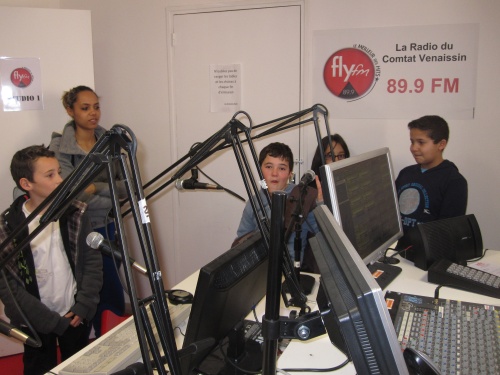 [29/02/2012] Visite à la radio Fly.fm (89.9)