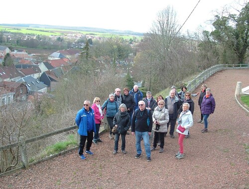 le sentier de châtaigniers.