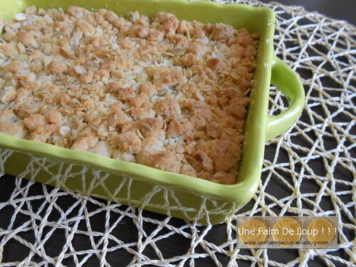 Crumble pomme rhubarbe et flocons d'avoine