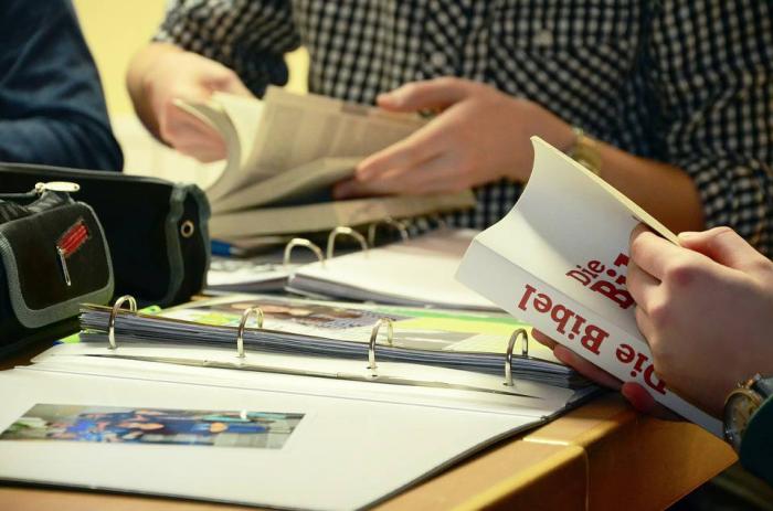 Un journaliste sceptique est devenu chrétien en enquêtant contre le christianisme