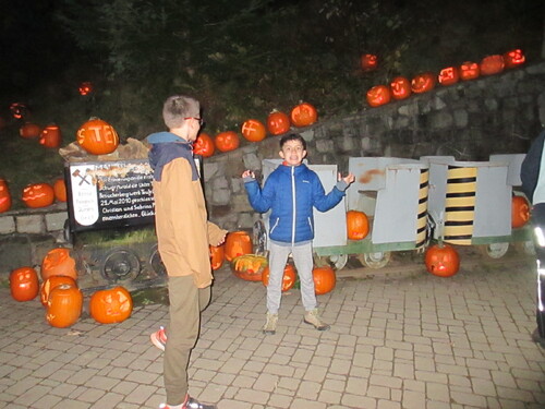 Schlossberg und Halloween im Besuchsbergwerk Teufelsgrund