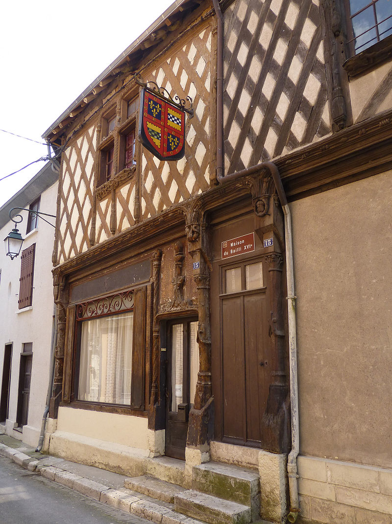 Aubigny-sur-NÃ¨re-Maison dite du Bailli (2).jpg