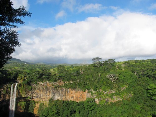 La terre des 7 couleurs à Chamarel, une particularité géologique de l'île Maurice