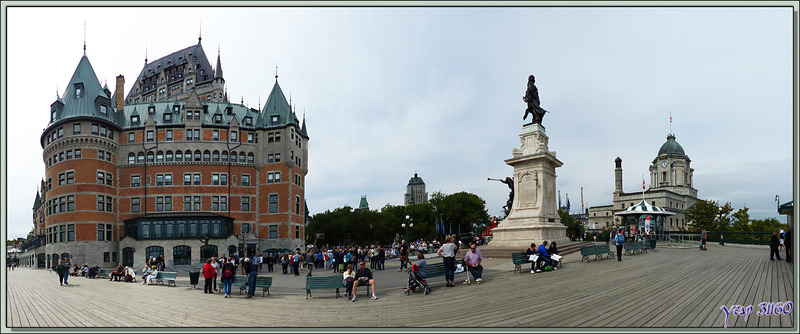 Le Château Frontenac vu de la terrasse Dufferin - Québec - Canada