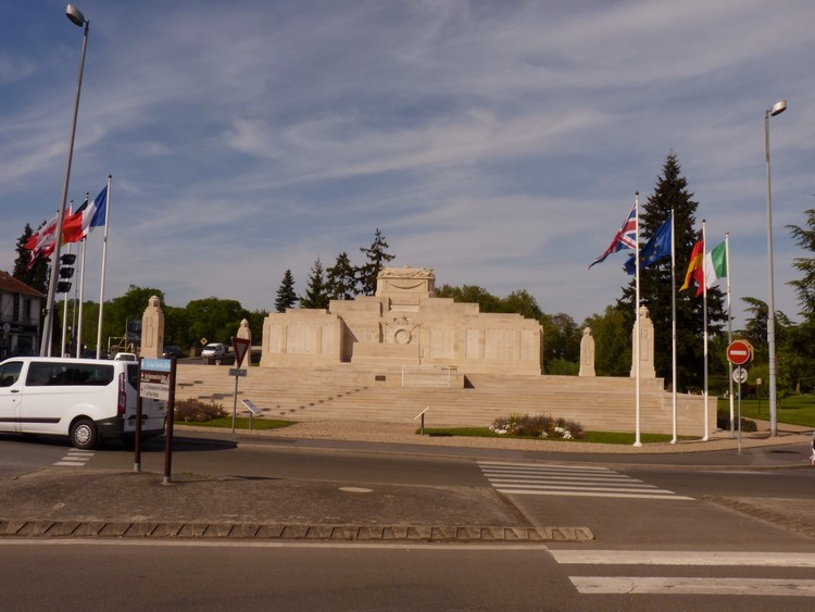 Monument 1914