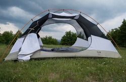 Camping : des tentes d’occasion disponibles sur l’appli de Paruvendu