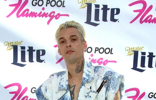 Aaron Carter explique qu'il n'est pas vraiment bisexuel