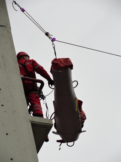 Blog de melimelodesptitsblanpain : Méli Mélo des p'tits Blanpain!, Portes-ouvertes chez les pompiers!