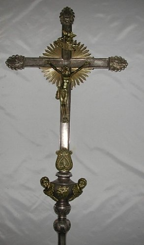 croix-de-procession.jpg