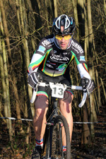 Cyclo cross UFOLEP de Rouvroy ( Séniors, Cadets, féminines )