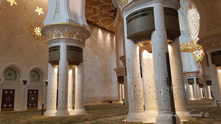 Abu Dhabi : Mosquée 5/ (Salle de prière suite)