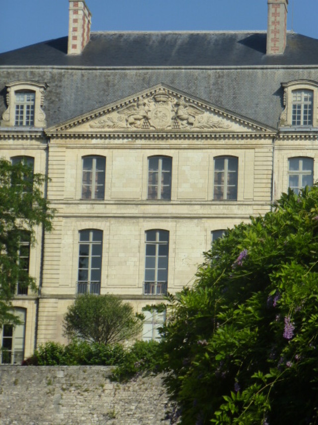 Le Pont et les Quais de Blois .