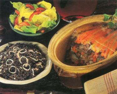 TERRINE DE JOUE DE BOEUF EN GELEE ET SES SALADES