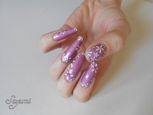 Nail Art Fleurs de Cerisier blanches