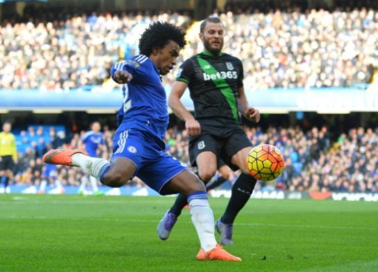 Willian et Chelsea neutralisés par Stoke City sur leur pelouse de Stamford Bridge, le 5 mars 2016