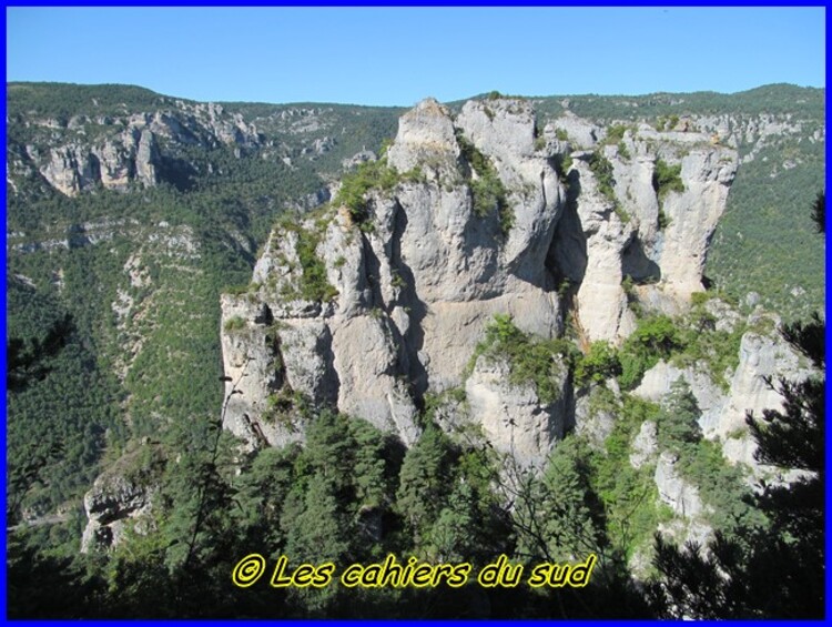 Gorges du Tarn, les échelles du rocher Cinglegros