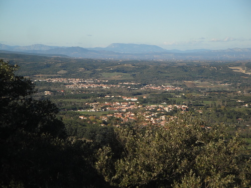 * MAUREILLAS-LAS-ILLAS la cascade et le belvédère