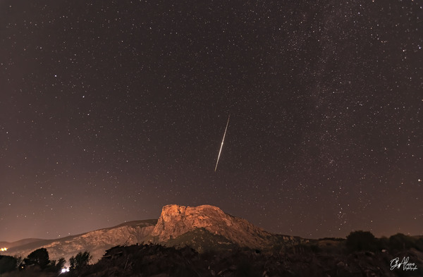 Filé d'étoile et bolide au-dessus du Mont Gozzi (Afa) 28 juillet 2022