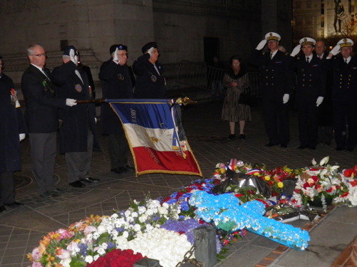 * Cérémonie à l'Arc de Triomphe pour la célébration de la création de l'Ordre de la Liberation.