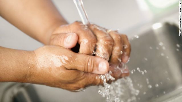 Utilisez du vinaigre blanc avant de se laver les mains