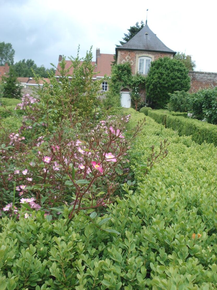 Jardin et château de Esquelbecq.Nord.