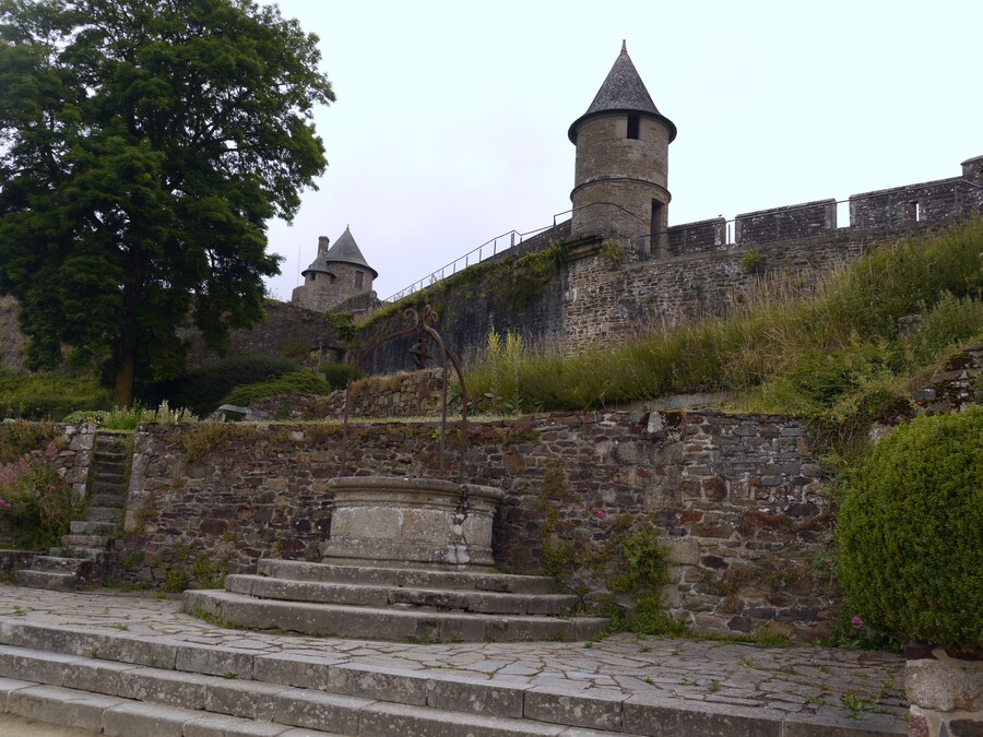 Fougères - le chateau (2)