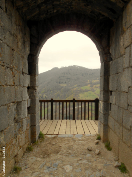 Montségur... L'âme des pierres