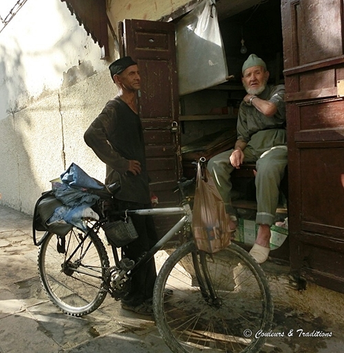 Le matin dans les ruelles de la Mèdina de Fès El Bali 