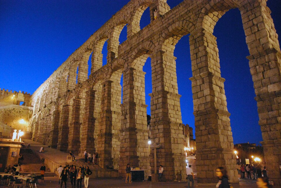 J 11 - Segovia. L’aqueduc romain