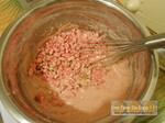 Cœurs de muffins aux éclats de pralines roses