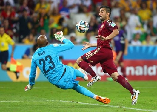 Jeudi 26.6.2014 à Curitiba Russie-EN 1-1 qualification historique