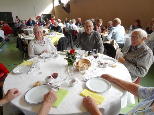 Le repas des aînés 2013, salle Luc Schréder...