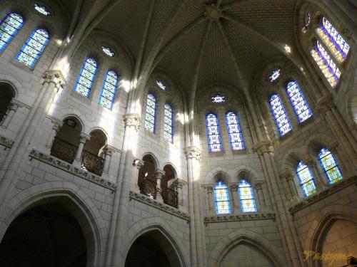 Eglise de Saint Nazaire.....intérieur