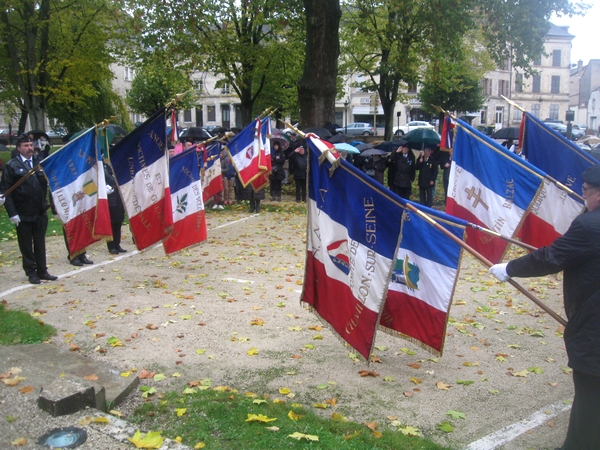 La commémoration du 11 novembre 2017 à Châtillon sur Seine vue par René Drappier