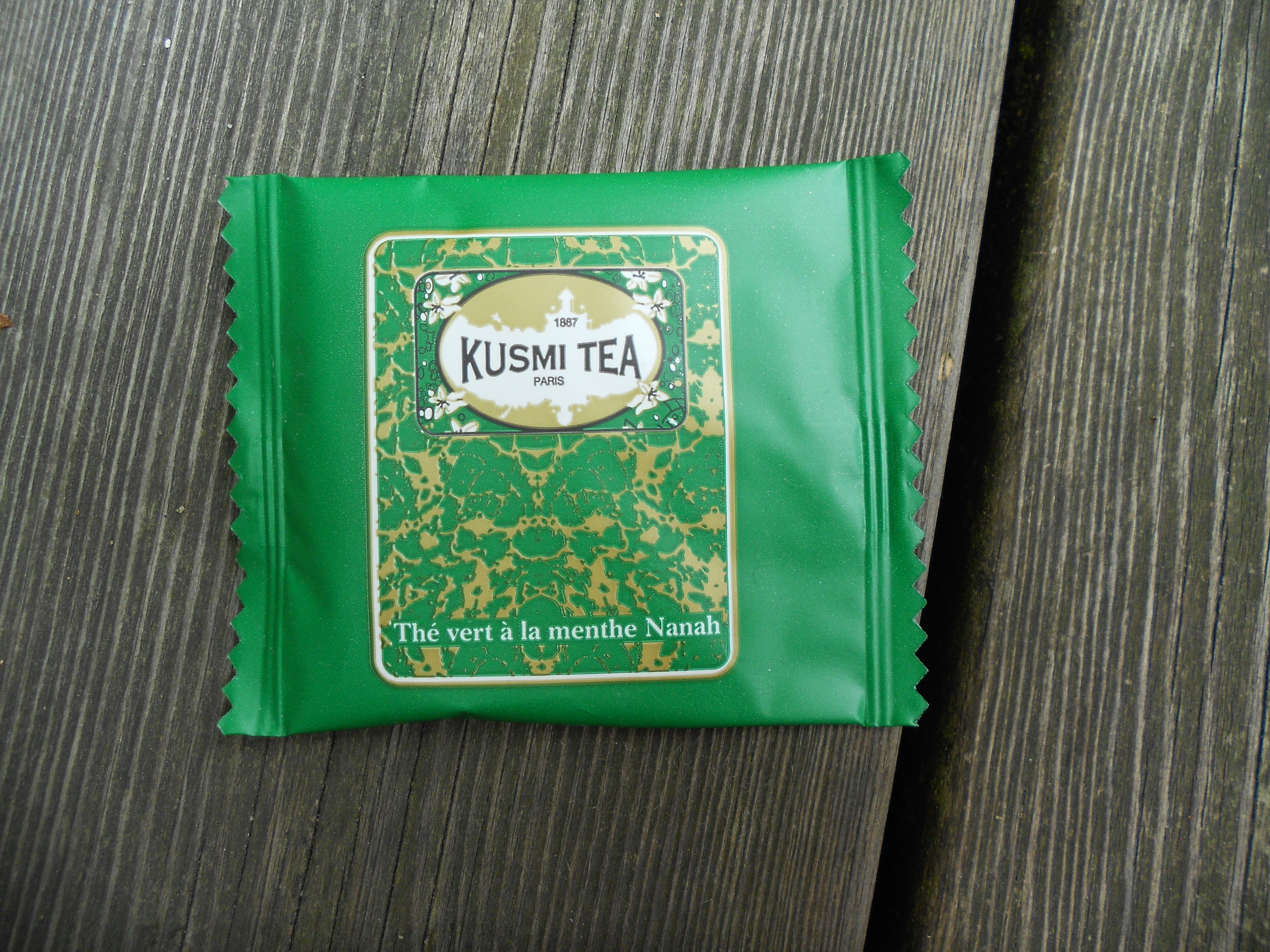 Le thé vert à la menthe Nanah de Kusmi Tea - Fleur De Thé - Le blog