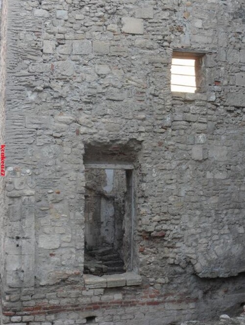 Echappée belle Arlésienne. Les thermes de Constantin.