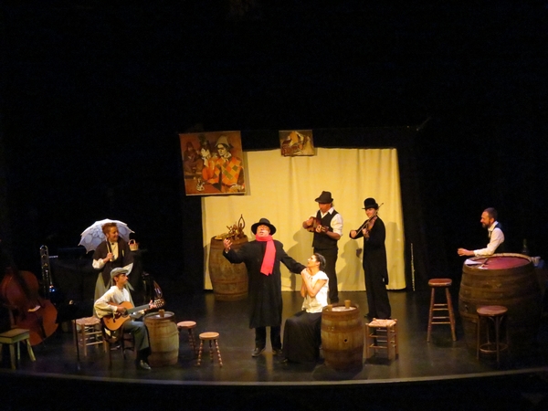 "Au cabaret du lapin agile", un joyeux et émouvant spectacle a ravi le public au théâtre Gaston Bernard de Châtillon sur Seine.