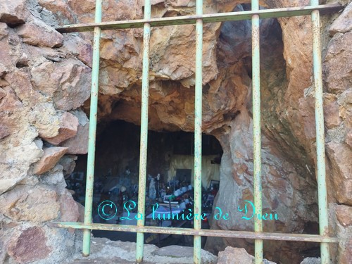 Saint Raphaël, la grotte saint Honorat (Sainte Baume)