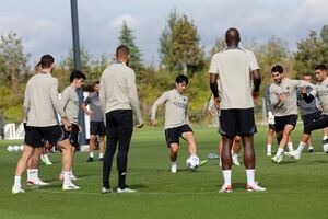 seaon psg soccer training on the road to victory